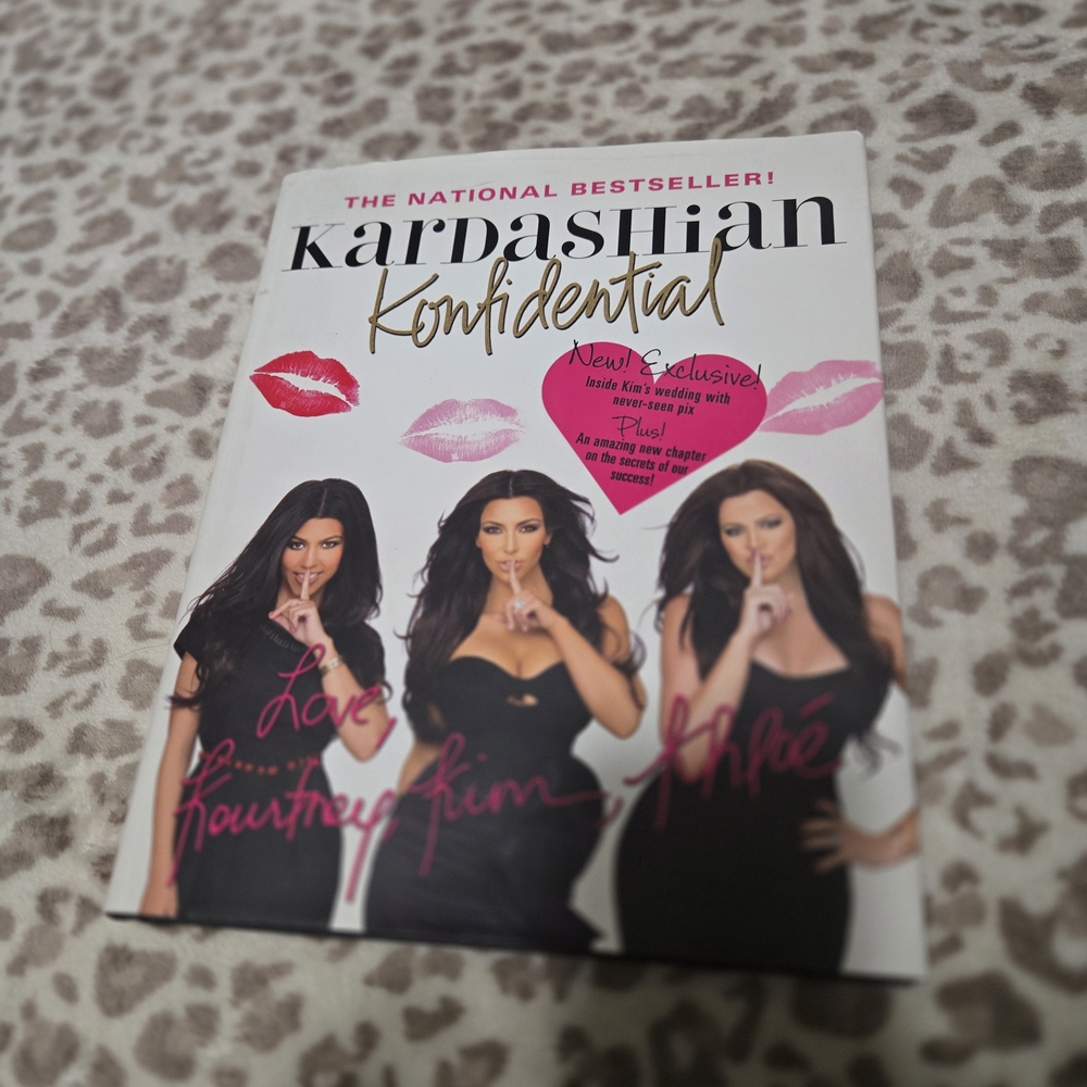 Kardashian Konfidential Book Y2k